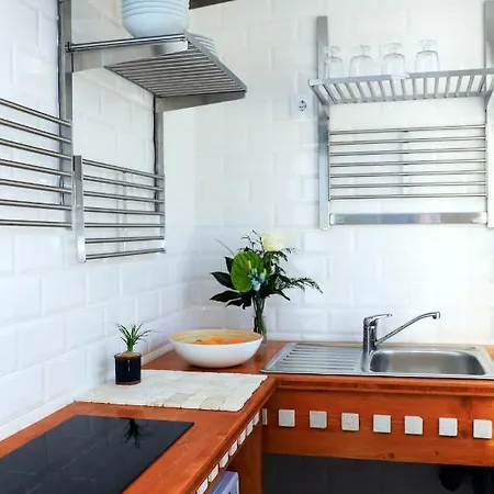 One Bedroom Appartement With City View Furnished Terrace And Wifi At Faro * District de Faro